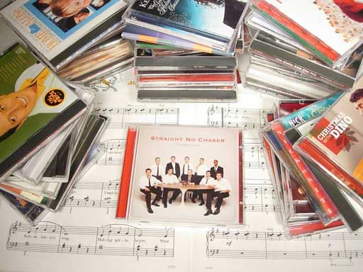 Classic and fun holiday music play lists