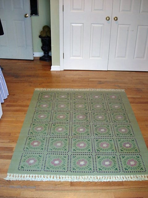 how to stencil a rug on a hardwood floor