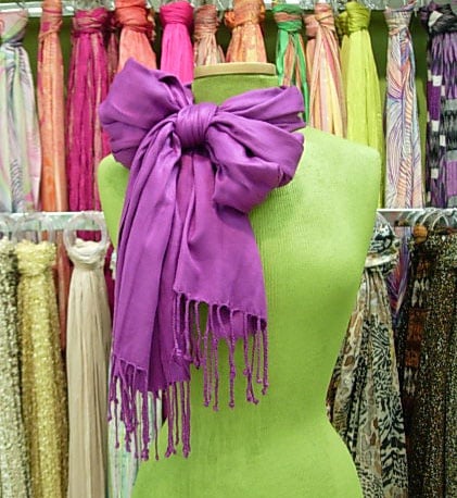 8 ways to tie a scarf
