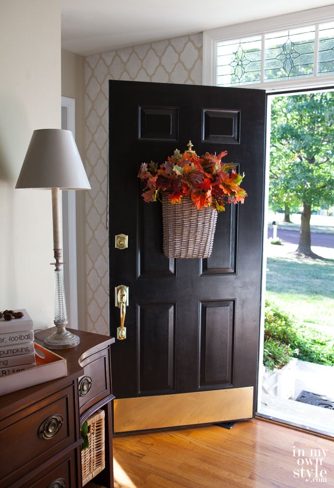 Gallery Glass Window color in clear on front door sidelight