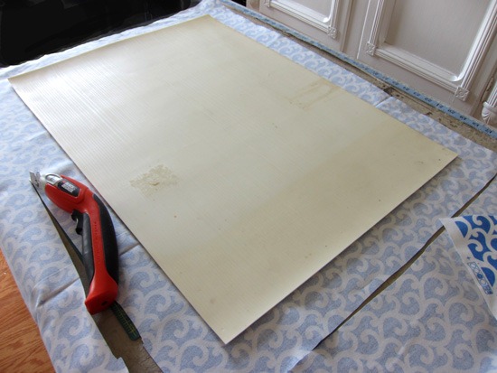 Linoleum-Mat-cut-fabric-to-