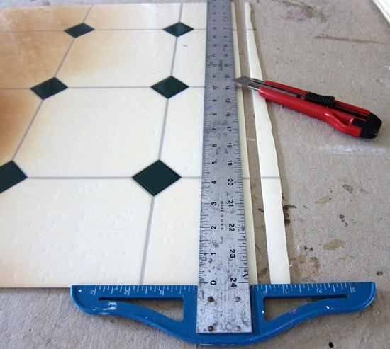 Linoleum-mat-cut-sides-to-s