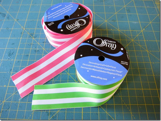 Ribbon-to-embellish-lampsha