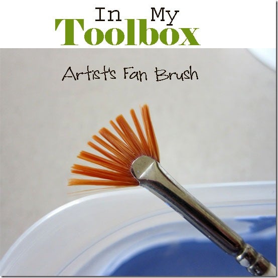Artist-Fan-Brush