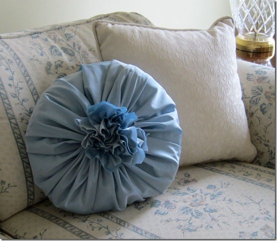 How-to-make-a-no-sew-rosett