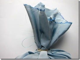 Rosette-Pillow-gather-fabri