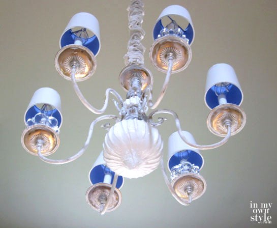 Old brass chandelier makeover using spackle