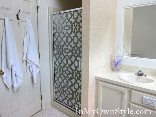 How to stencil using Zamira pattern Cutting Edge Stencil
