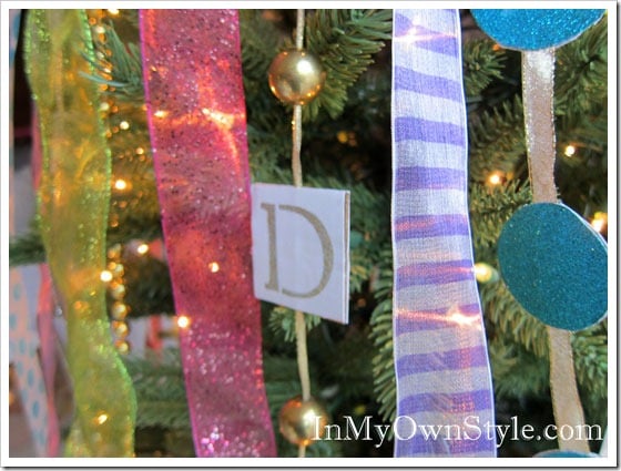 decorate a christmas tree with Monograms-Ribbon