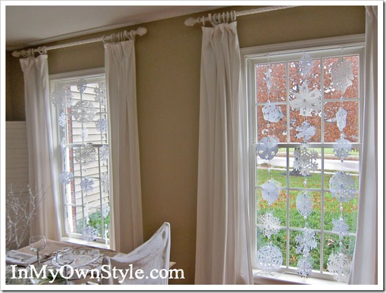 How to make a Snowflake curtain for a window