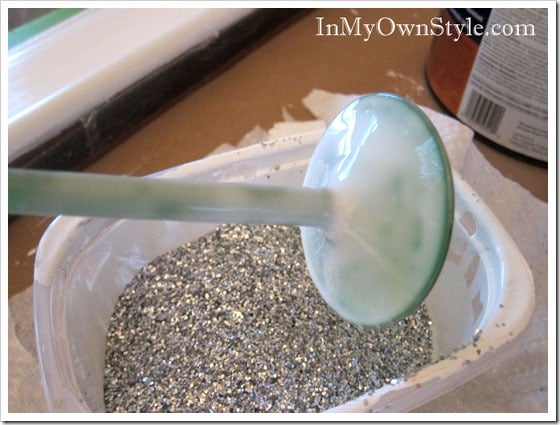 Glue-on-glitter-wine-glass