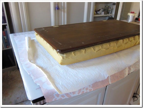 How to cover a cushion with fabric