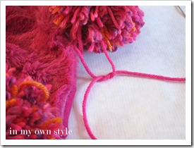 Hoe to make a pom pom