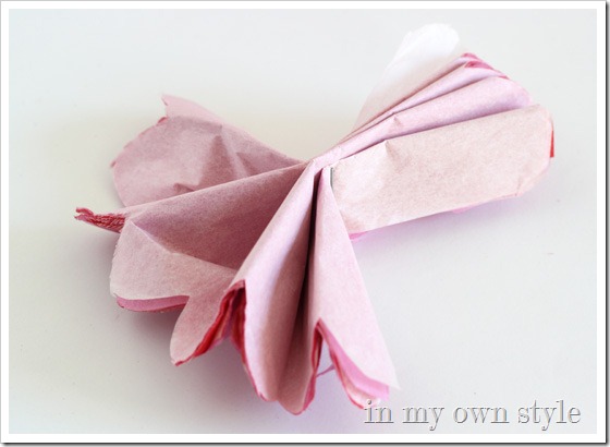 How to make a tissue paper flower