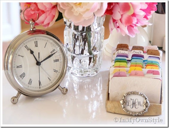 Desk decorating ideas