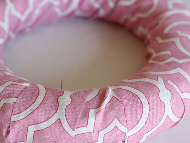 How to make a double wreath bunny
