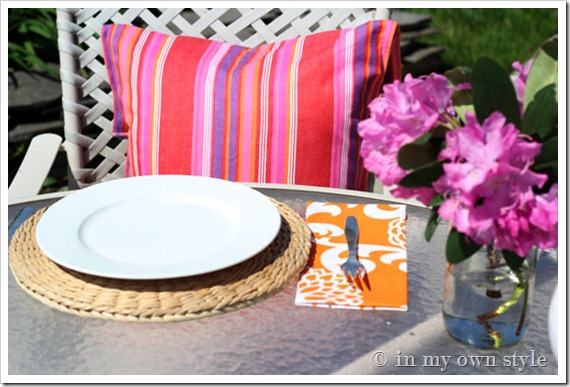 How-to-make-a-no-sew-pillow