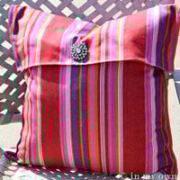 How to make a no-sew pillow cover using a dishtowel