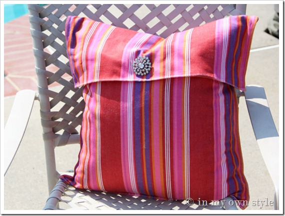 No-Sew-Flap-front-pillow
