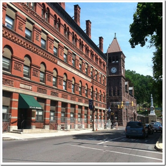 Building-in-Jim-Thorpe,-PA