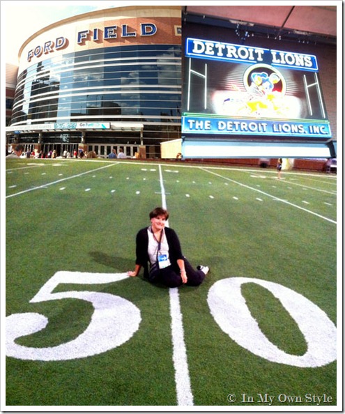 Diane of In My Own Style on the 50 yard line at Ford Field