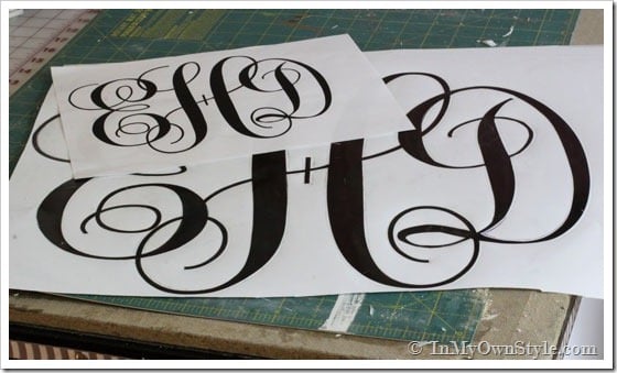 Make-a-Monogram-on-a-comput