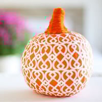 how to cover a pumpkin with a napkin