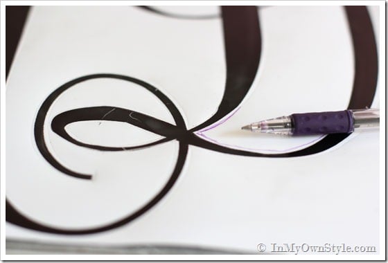 How to make a monogram for a wreath