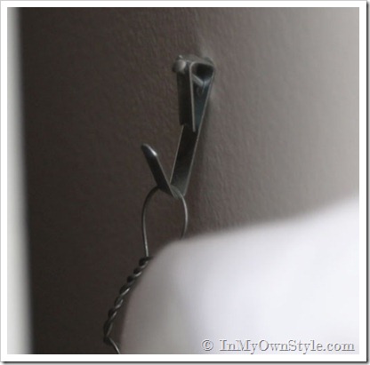 Wire-hook to hold TV cords