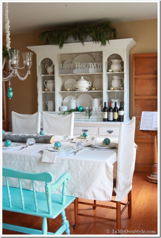 Christmas-Dining-Room-Decor
