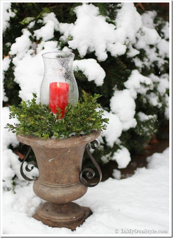Outdoor-Christmas-Planter DIY
