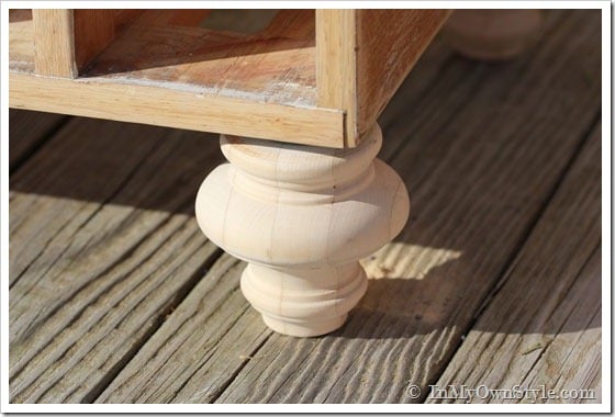 How-to-add-wood-feet-to-furniture