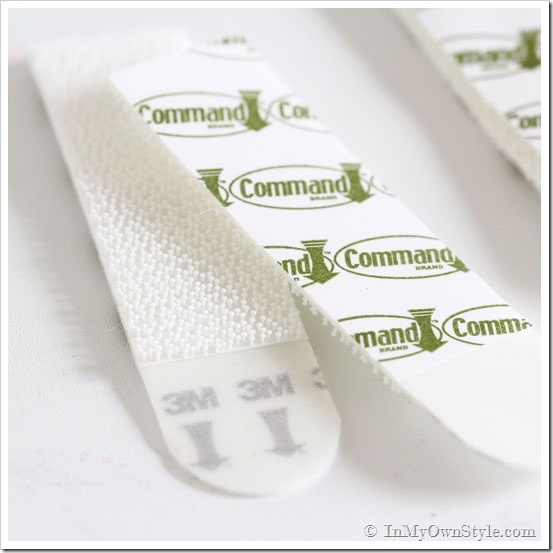 3M-mudroom-pic-hanging-strips-snapped