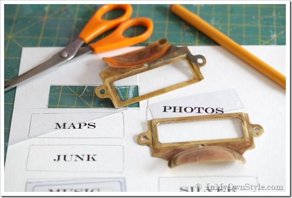 How-to-make-labels-for-labeled-drawer-pulls