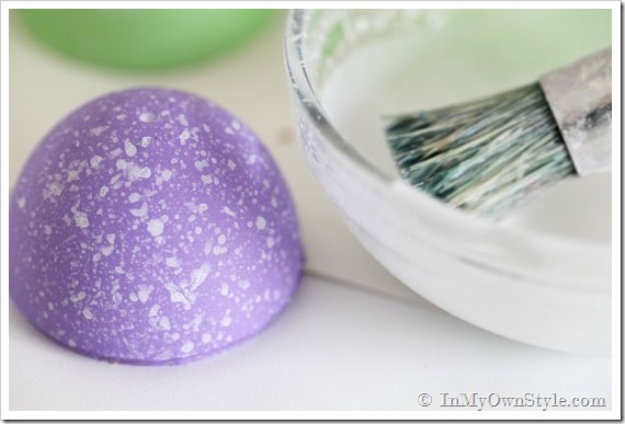 Chalk Painted Speckled Easter Eggs