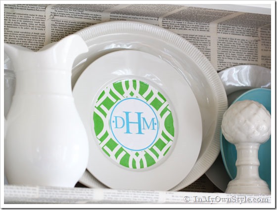 Make-a-monogram-plate-with-gift-wrap