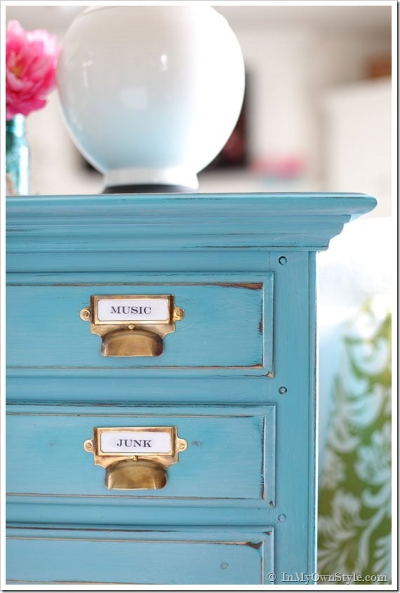 Turquoise-Furniture-Makeovers-with-Chalk-Paint