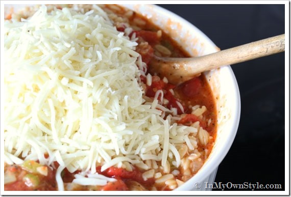 Baked-Mozzarella-Orzo-Recipe-with-Shredded-Cheese