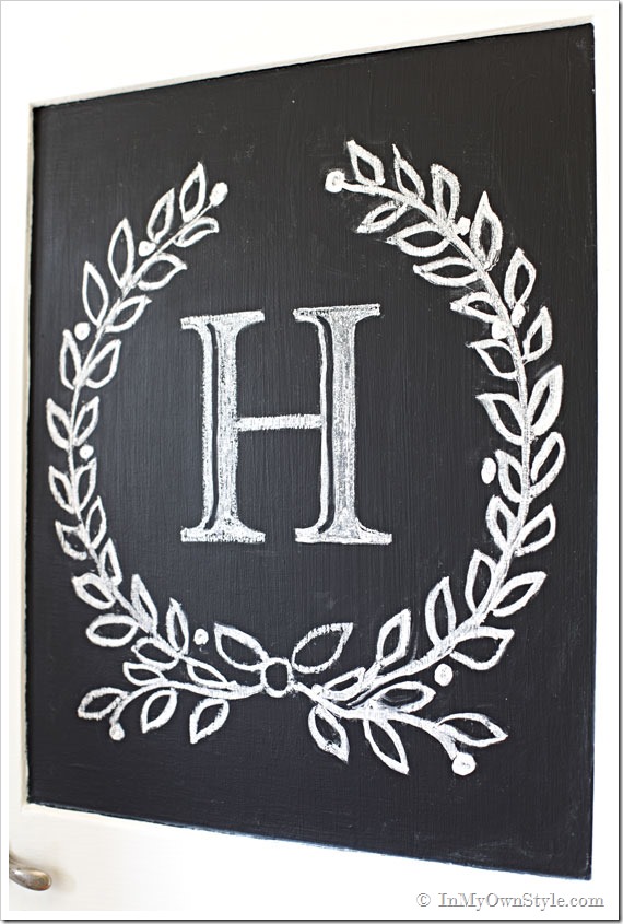 Letter -in-Laurel Wreath-Design Free-Printable