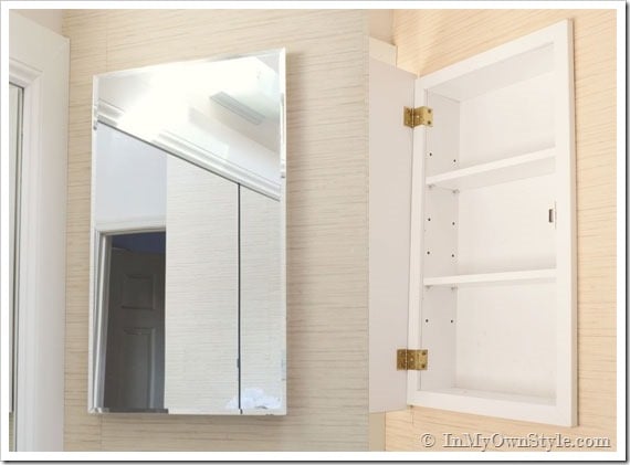 Medicine-Cabinet-Decorating-and-Organizing Ideas