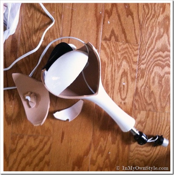 Broken-Lamp