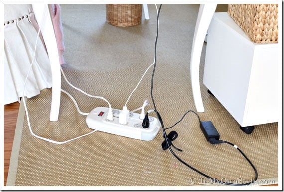 Wire-cord-organizing-idea-from-the-dollar-store