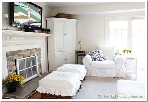 1-Family-Room-cabinet-and-t