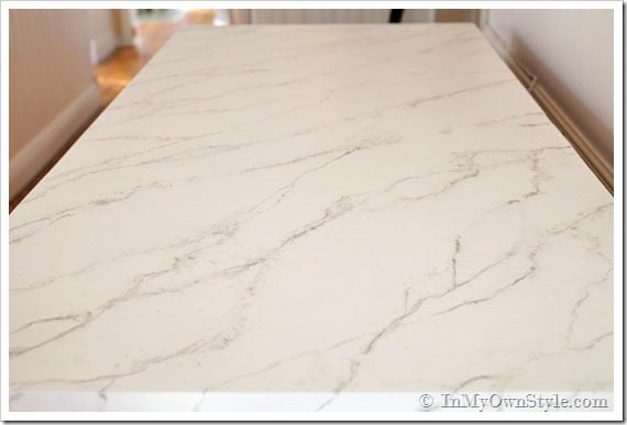 How-to-create-faux-marble-on-wood-furniture