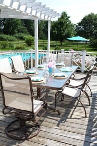 spray paint outdoor deck furniture