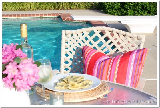 Outdoor-eating