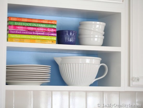 Decorating-Colors-to-use-on-shelves