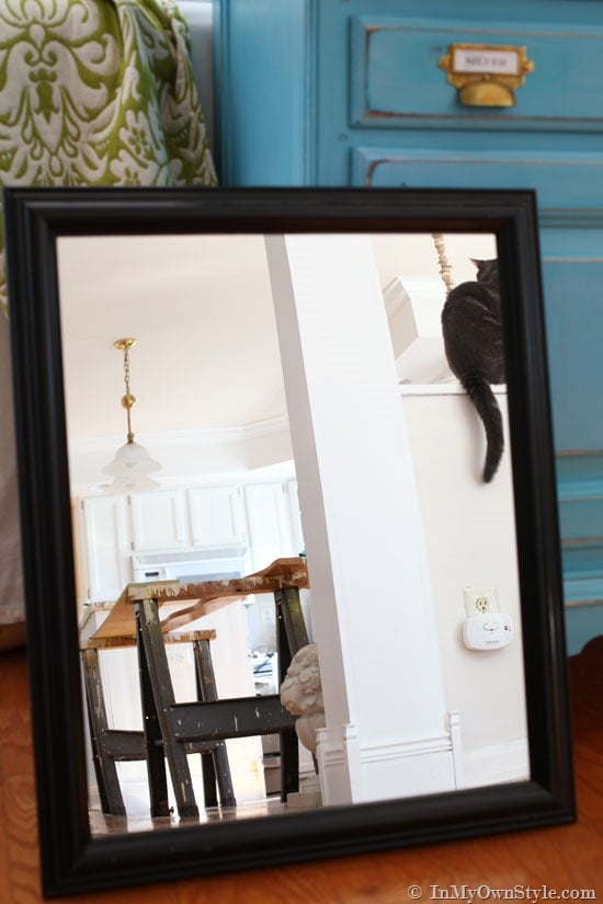 Mirror-Trick-for-Decorating