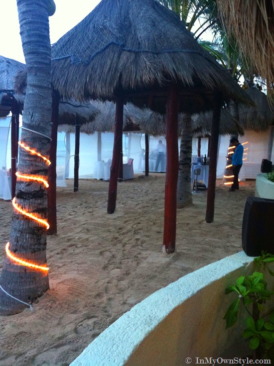 Beach tables