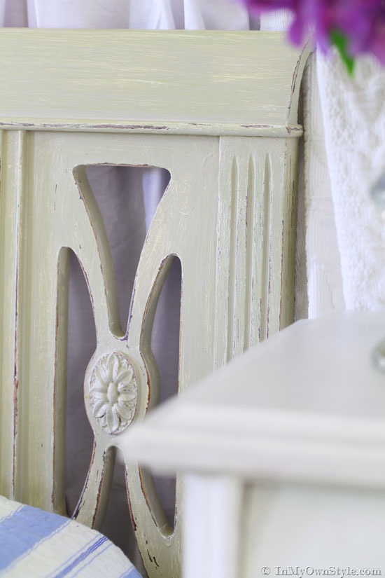 Furniture-Aging-and-Painting-Techniques-that-don't-use-Chalk-Paint